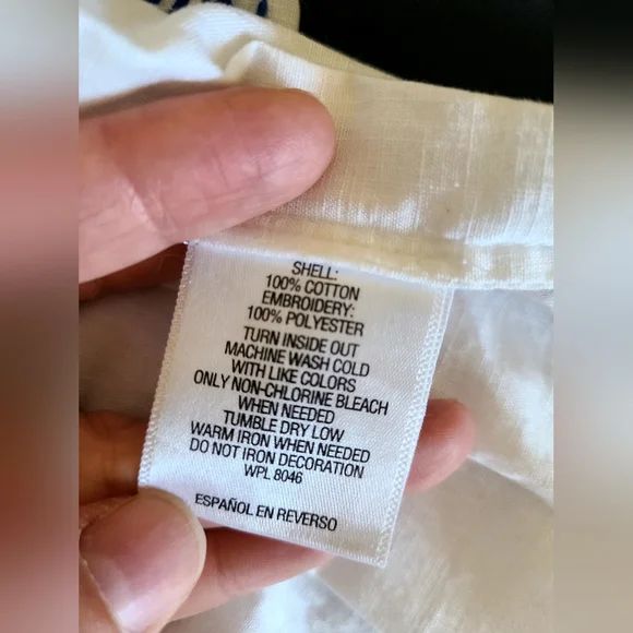 Embroidery blouse💙 - Picture 8 of 8